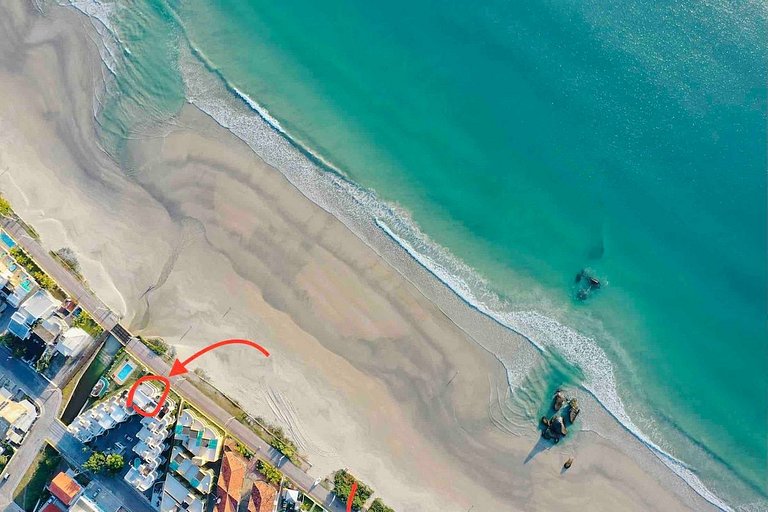 Triplex beira mar para 11 pessoas Praia de Bombas