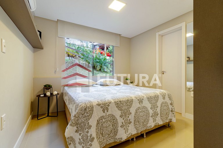 Aluguel de Temporada Casa Beira Mar na Praia da Lagoinha - B
