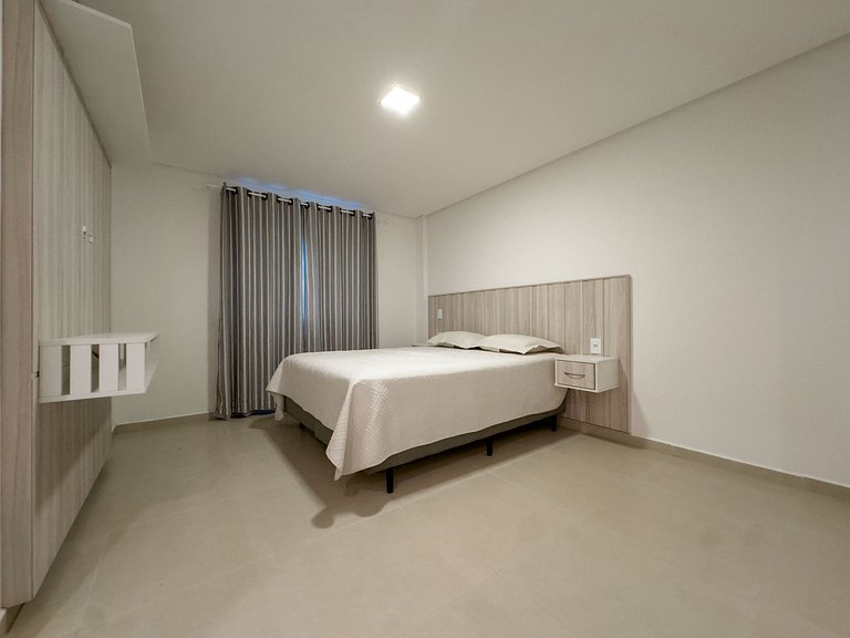 Apartamento Duplex 03 Dormitórios em Bombas para Aluguel de