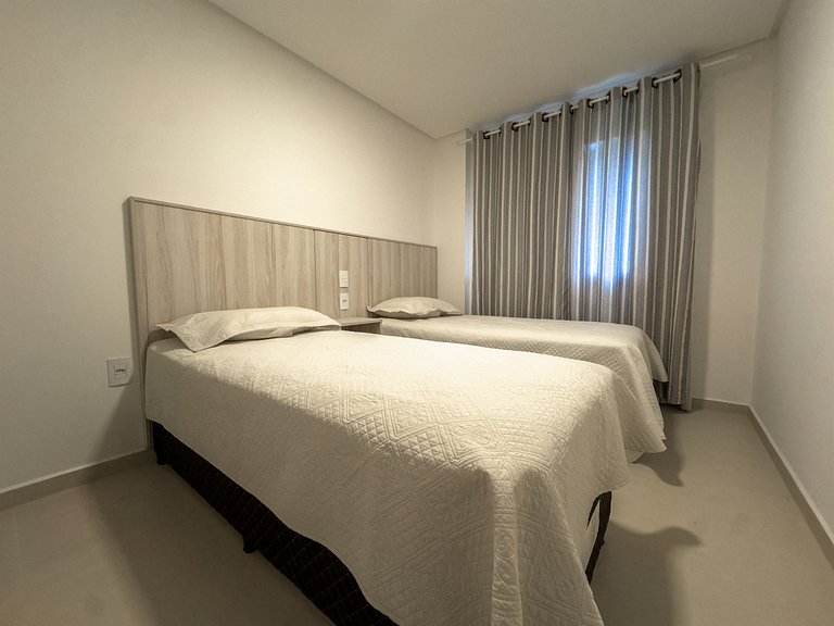 Apartamento Duplex 03 Dormitórios em Bombas para Aluguel de