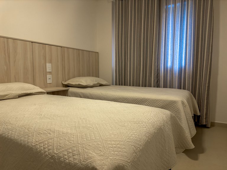 Apartamento Duplex 03 Dormitórios em Bombas para Aluguel de
