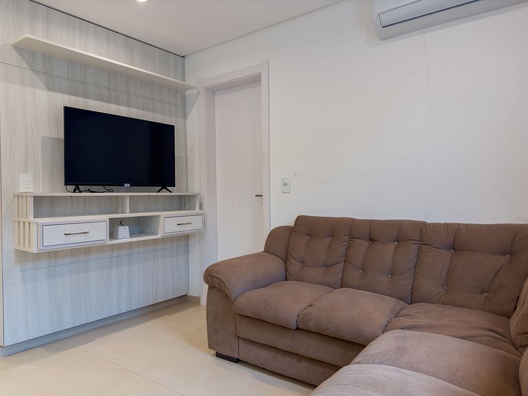 Apartamento Duplex 03 Dormitórios em Bombas para Aluguel de