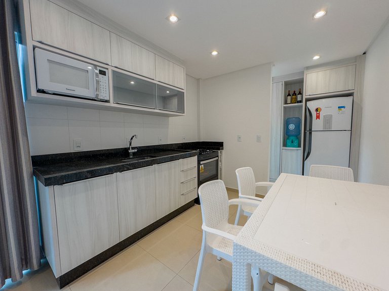 Apartamento Duplex 03 Dormitórios em Bombas para Aluguel de