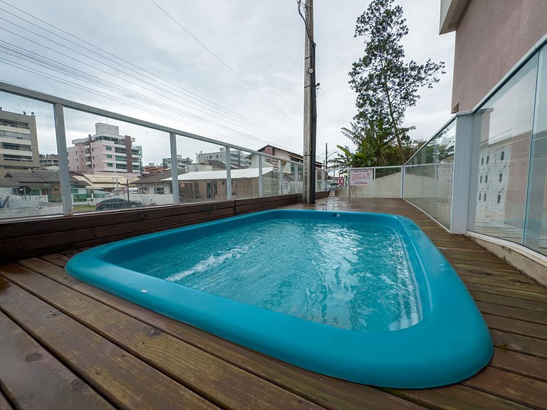 Apartamento Duplex 03 Dormitórios em Bombas para Aluguel de