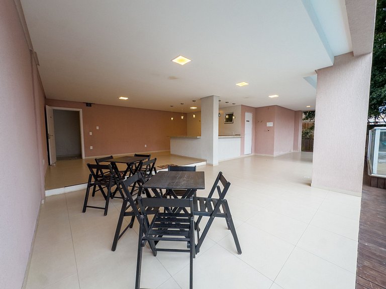 Apartamento Duplex 03 Dormitórios em Bombas para Aluguel de