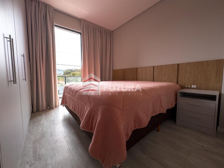 SOBRADO TRIPLEX COM JACUZZI