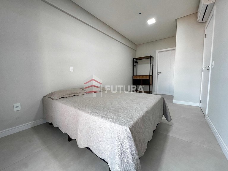 Apartamento 02 Dormitórios em Bombas para Temporada