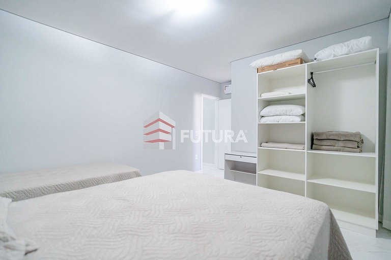 Apartamento frente mar com 3 dormitórios - LA266F