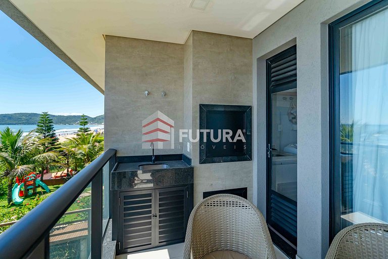 Apartamento frente mar com 3 dormitórios - LA266F