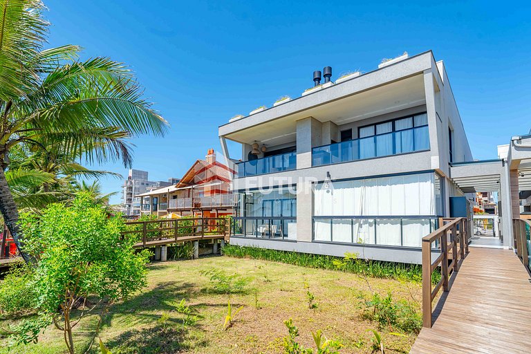 Apartamento frente mar com 3 dormitórios - LA266F