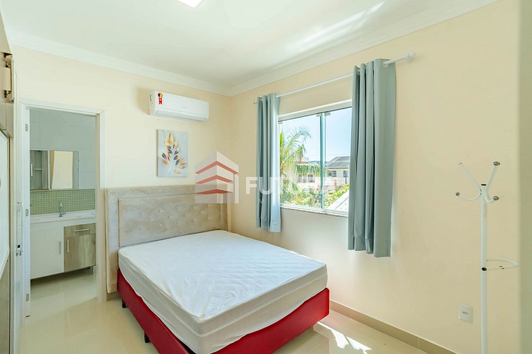 Apartamento com 02 dormitórios - LA055EF