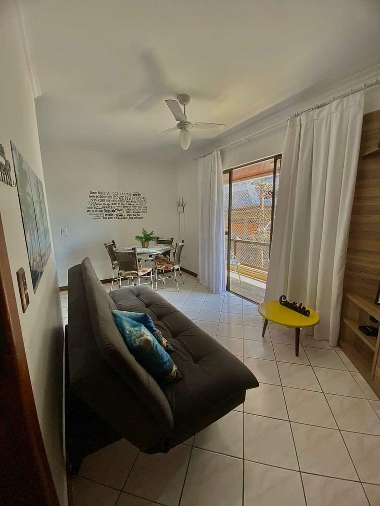 Apartamento para aluguel de temporada Bombas - SC