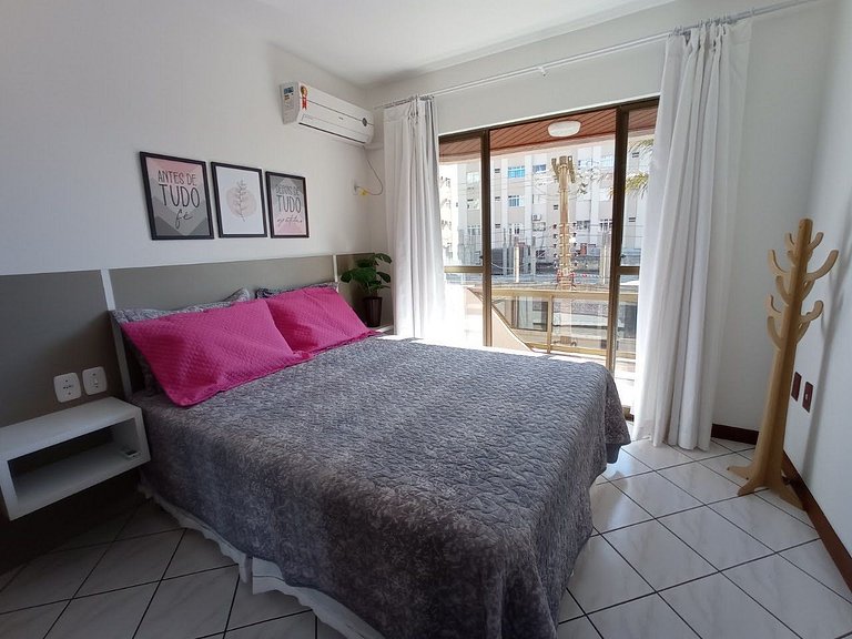 Apartamento para aluguel de temporada Bombas - SC - Acapulco