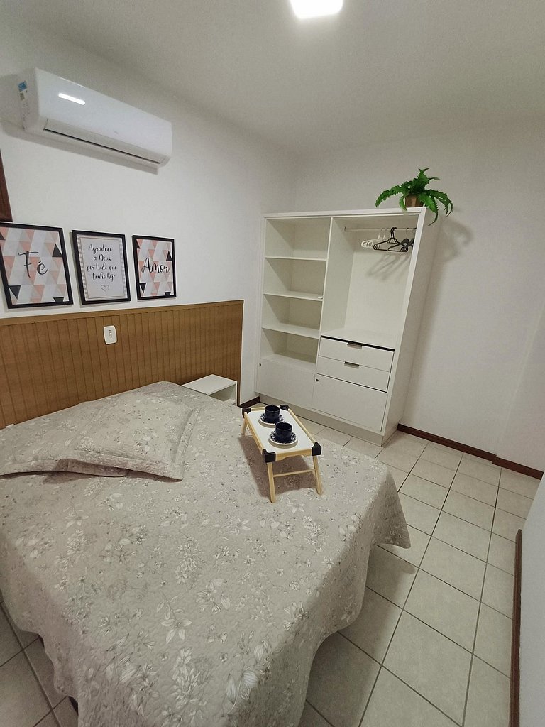 Apartamento para aluguel de temporada Bombas - SC