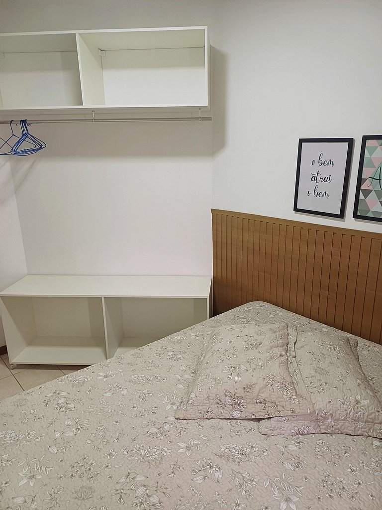 Apartamento para aluguel de temporada Bombas - SC
