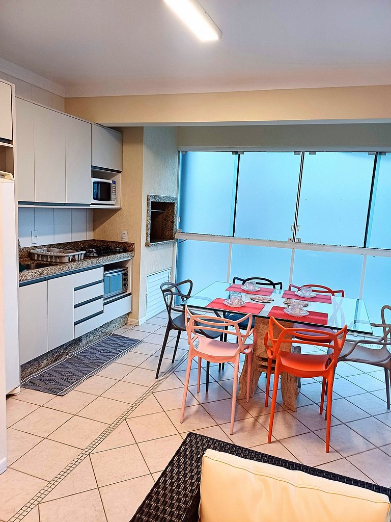 Apartamento para aluguel de temporada Bombas - SC