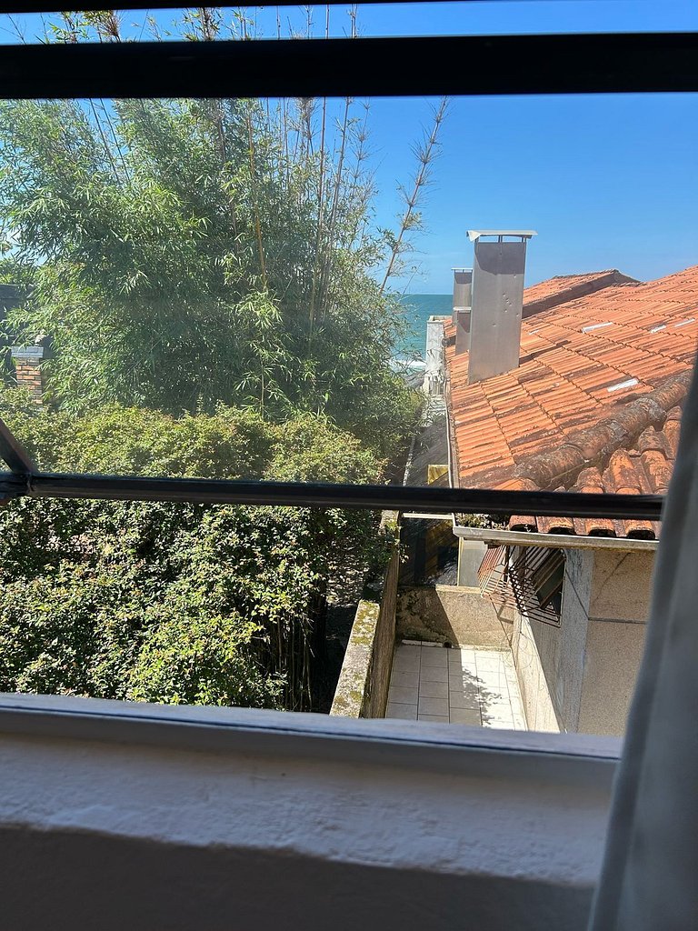 Apartamento para aluguel de temporada Bombas - SC