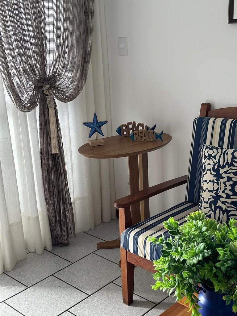 Apartamento para aluguel de temporada Bombas, SC - Ed. Tania