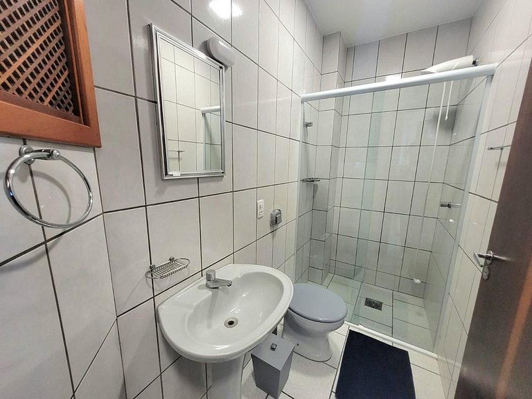 Apartamento para aluguel de temporada Bombas, SC - Ed. Tania