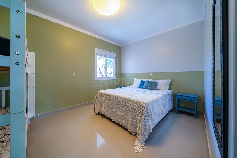 Triplex Beira Mar para 10 pessoas Praia de 4 Ilhas