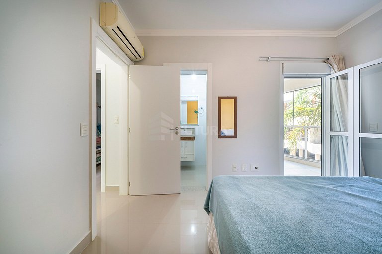 Triplex Beira Mar para 10 pessoas Praia de 4 Ilhas