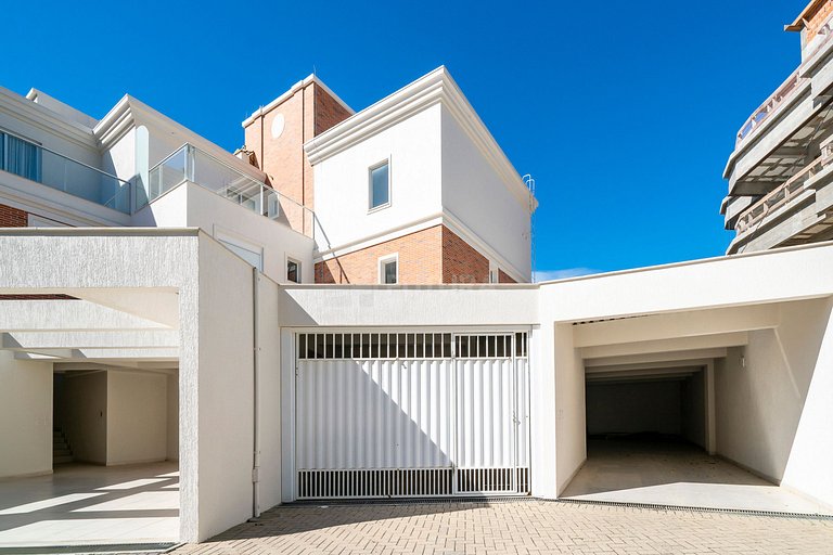 Triplex Beira Mar para 10 pessoas Praia de 4 Ilhas