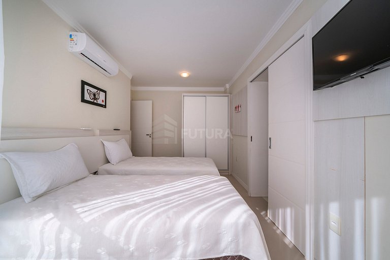 Apartamento Beira Mar com 03 Suítes em Bombas - Athenas