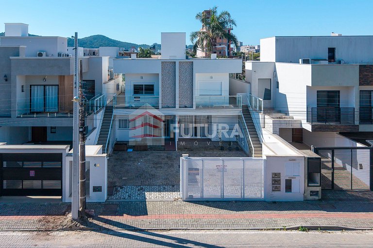 Apartamento com 02 Dormitórios Mariscal - LA065EF
