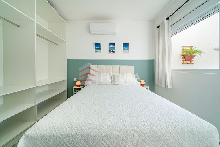 Apartamento com 02 Dormitórios Mariscal - LA065EF