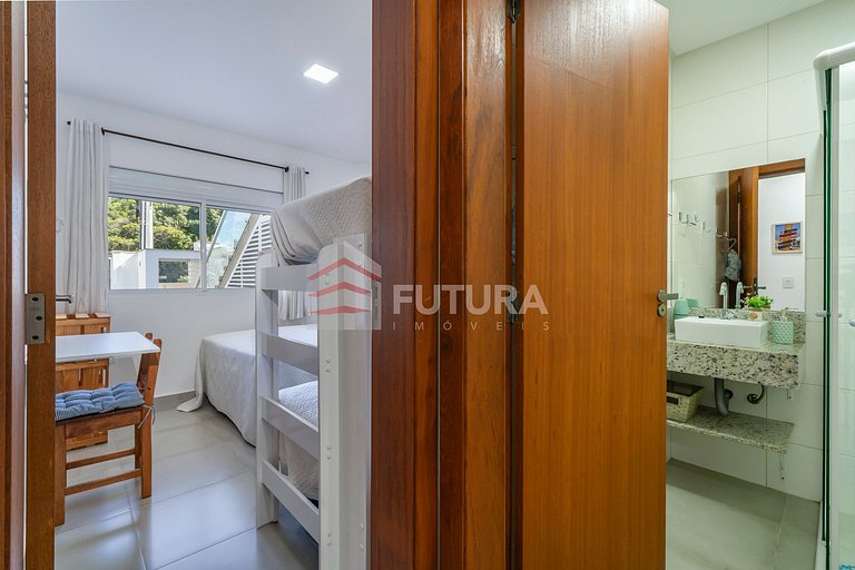 Apartamento com 02 Dormitórios Mariscal - LA065EF