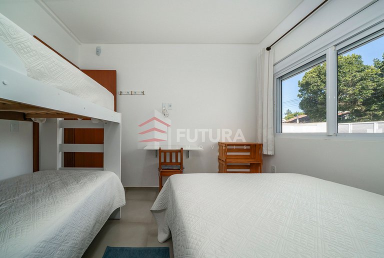 Apartamento com 02 Dormitórios Mariscal - LA065EF