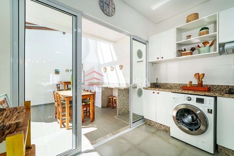 Apartamento com 02 Dormitórios Mariscal - LA065EF