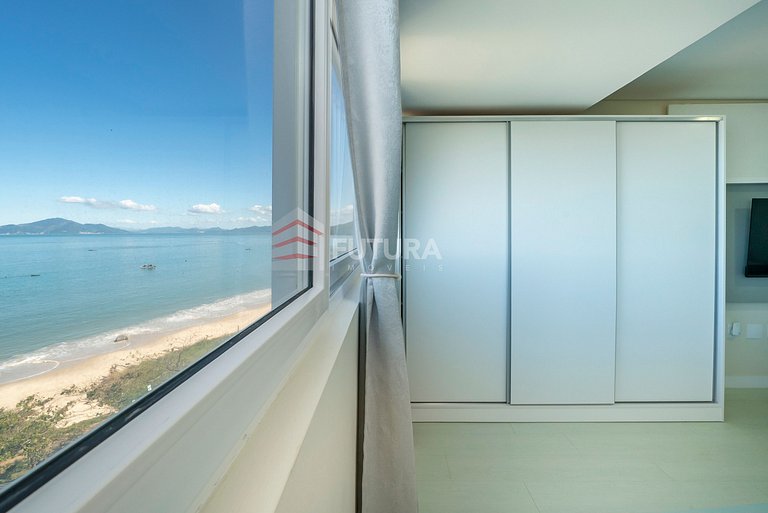 Casa Beira Mar 04 suítes Zimbros-LC153F