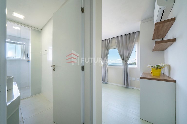 Casa Beira Mar 04 suítes Zimbros-LC153F