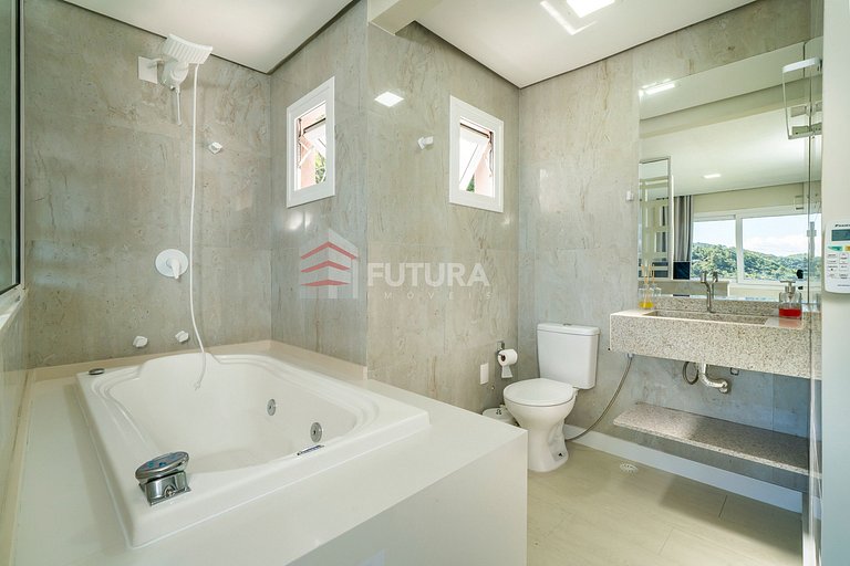 Casa Beira Mar 04 suítes Zimbros-LC153F