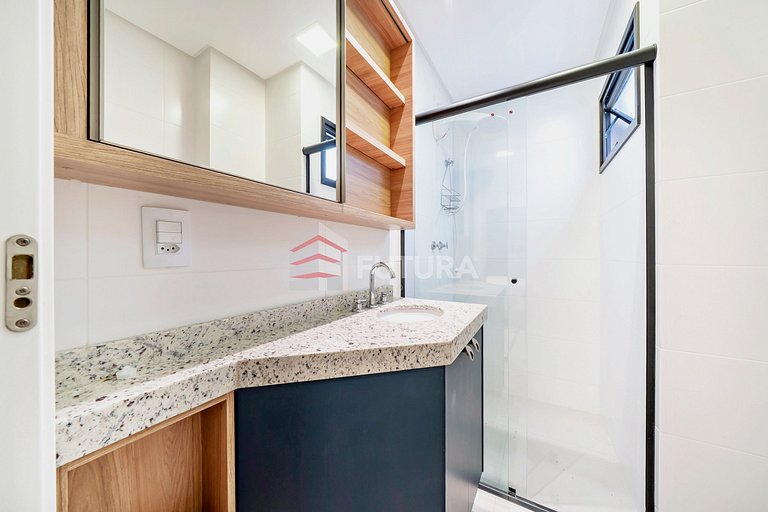 Apartamento térreo com 02 suítes - LA018EF