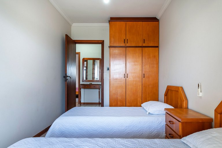 Apartamento em Bombinhas para Locação de Temporada - Alcina