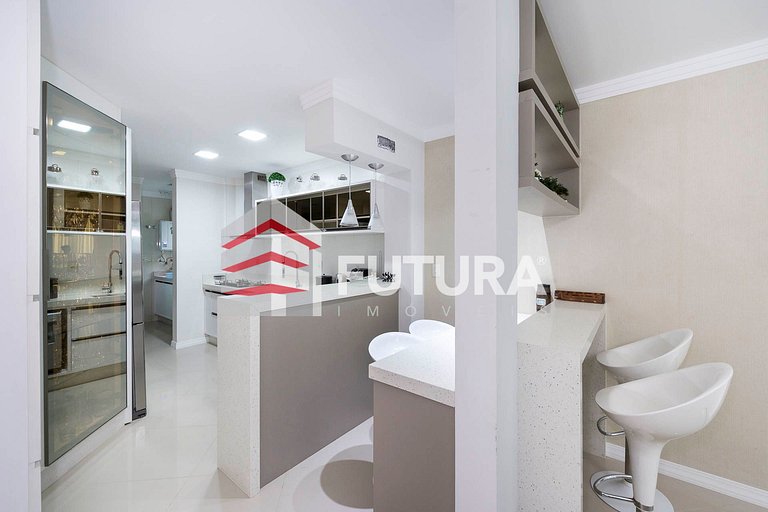 Apartamento com 3 suítes Beira Mar em Bombas SC