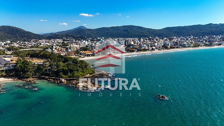 Apartamento com 3 suítes Beira Mar em Bombas SC