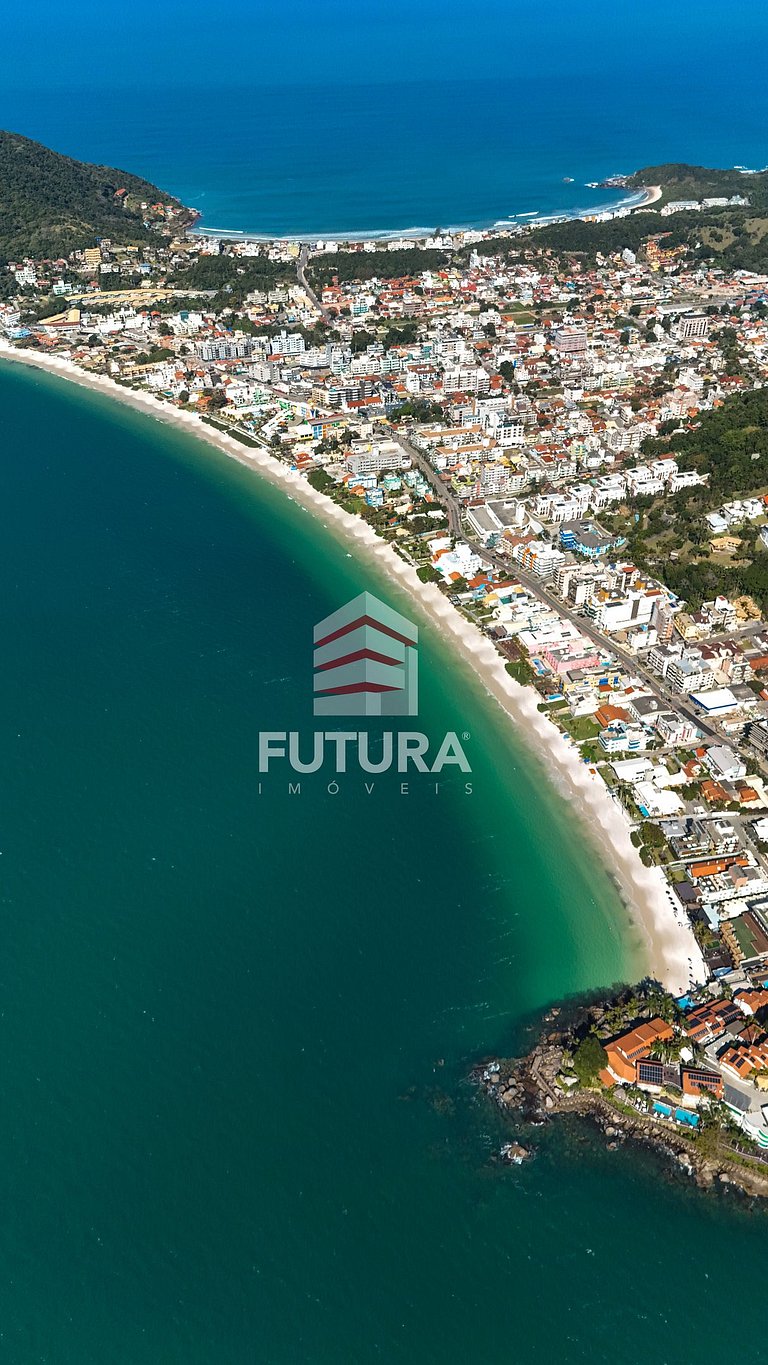 Sobrado beira mar no Centro de Bombinhas, SC