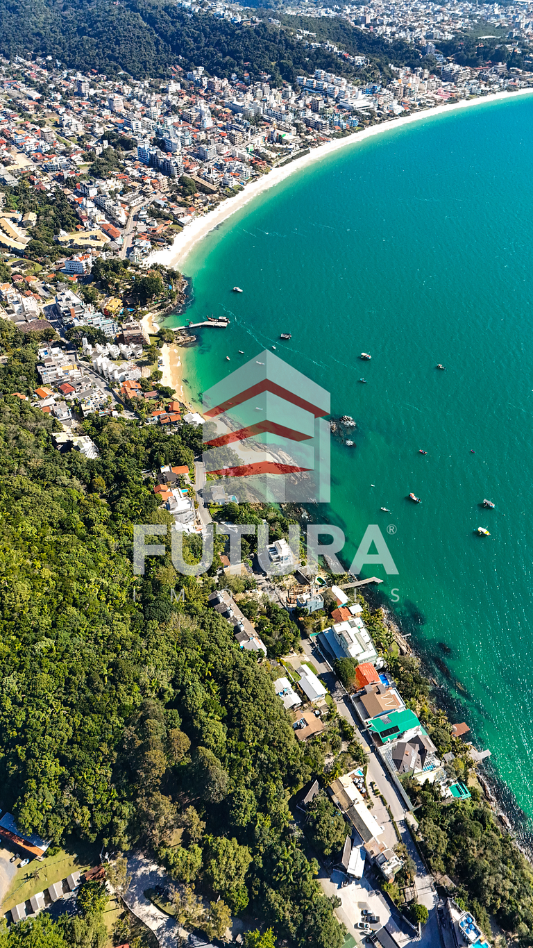 Aluguel de Temporada Casa Beira Mar na Praia da Lagoinha - B