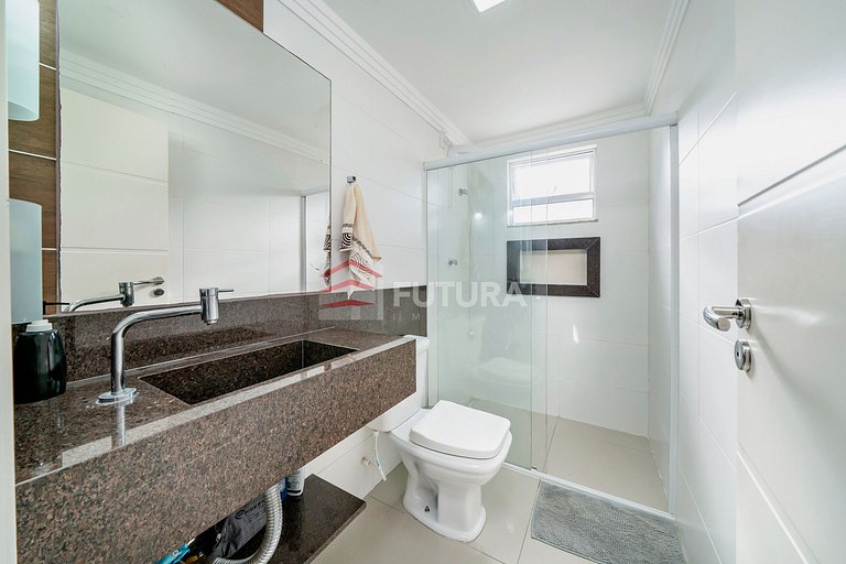 Casa com piscina no Mariscal/Morrinhos - LC002EF