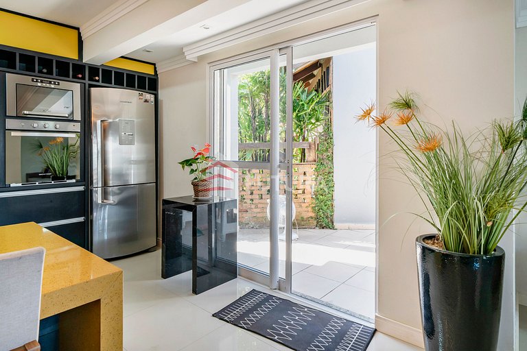 Casa com piscina no Mariscal/Morrinhos - LC002EF