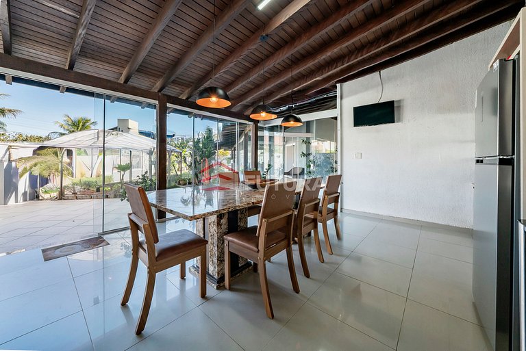 Casa com piscina no Mariscal/Morrinhos - LC002EF