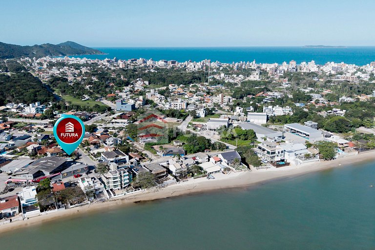 Casa com piscina no Mariscal/Morrinhos - LC002EF