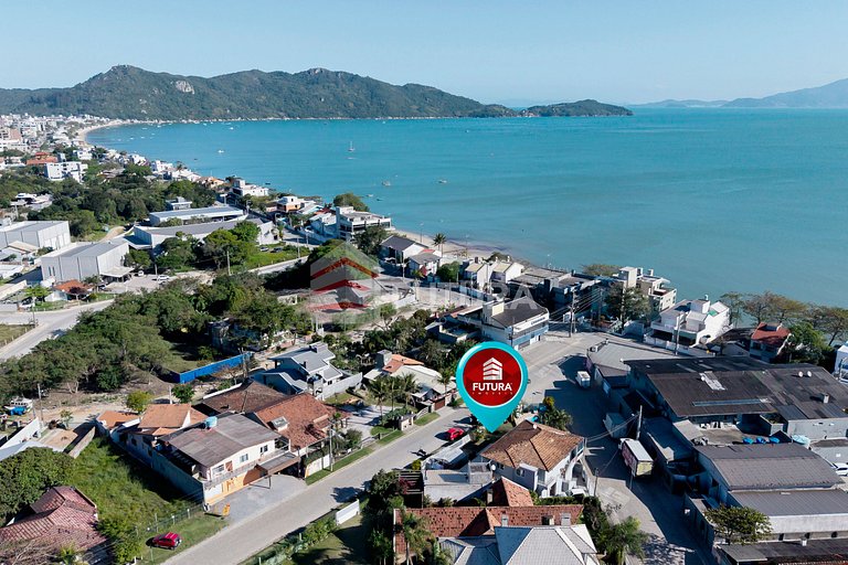 Casa com piscina no Mariscal/Morrinhos - LC002EF