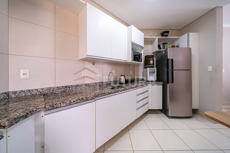 Apartamento com 03 dormitórios Mariscal - LA066EF