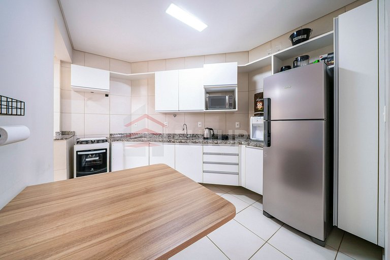Apartamento com 03 dormitórios Mariscal - LA066EF