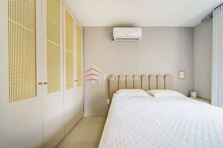 Apartamento com 03 dormitórios - LA050EF