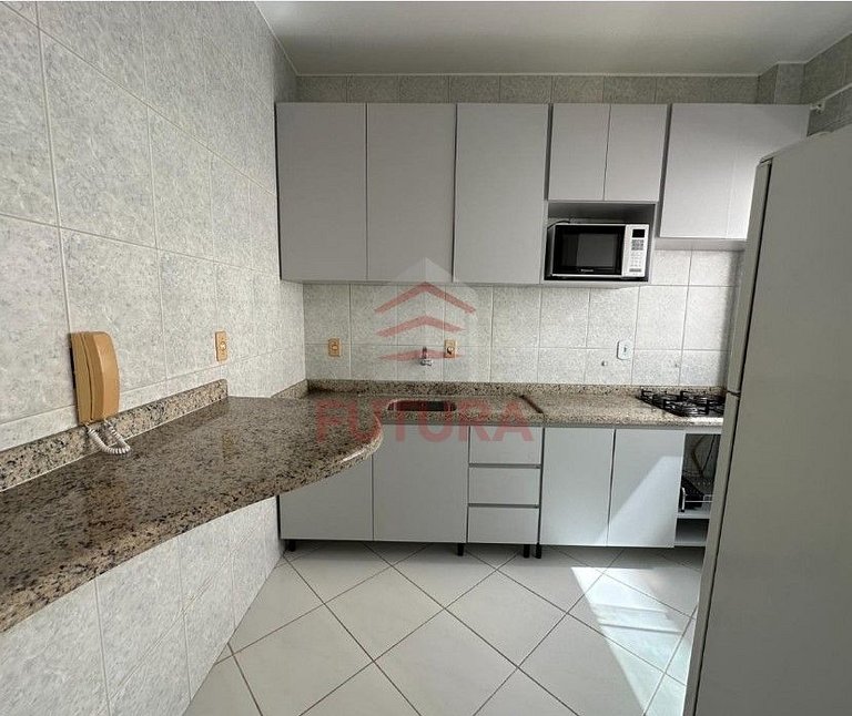 Apartamento 02 dormitórios em Bombas